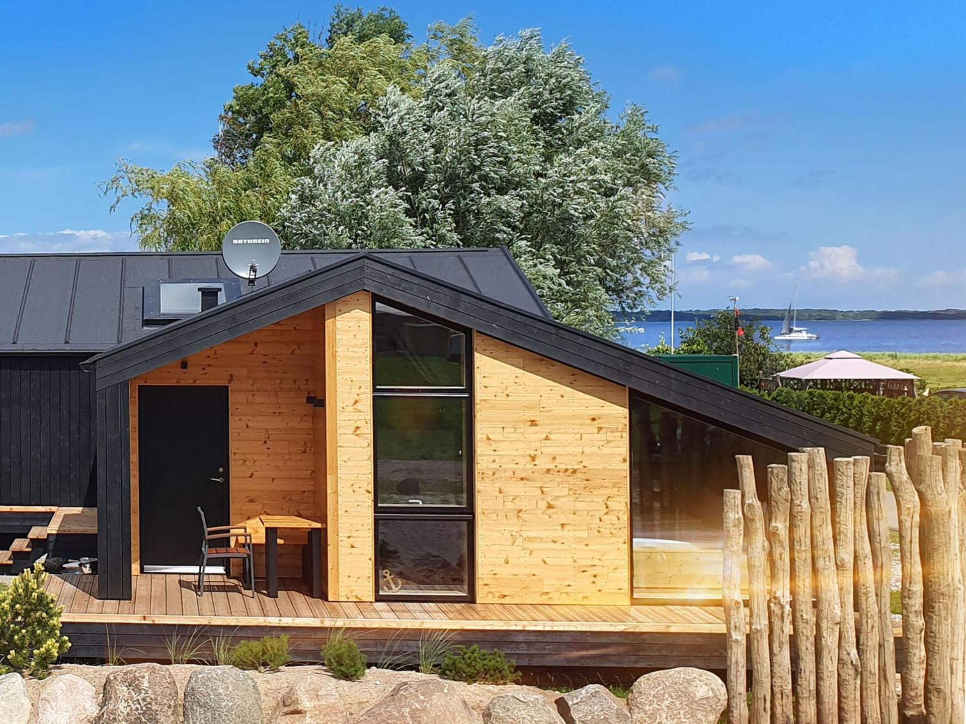 Werder Chalet -- Wolke 7 -- Ostsee-Strand 150M I Sauna I Ekamin I Tiny House Fuer 2 Personen I By "Meyers Am Meer" Boiensdorf Экстерьер фото