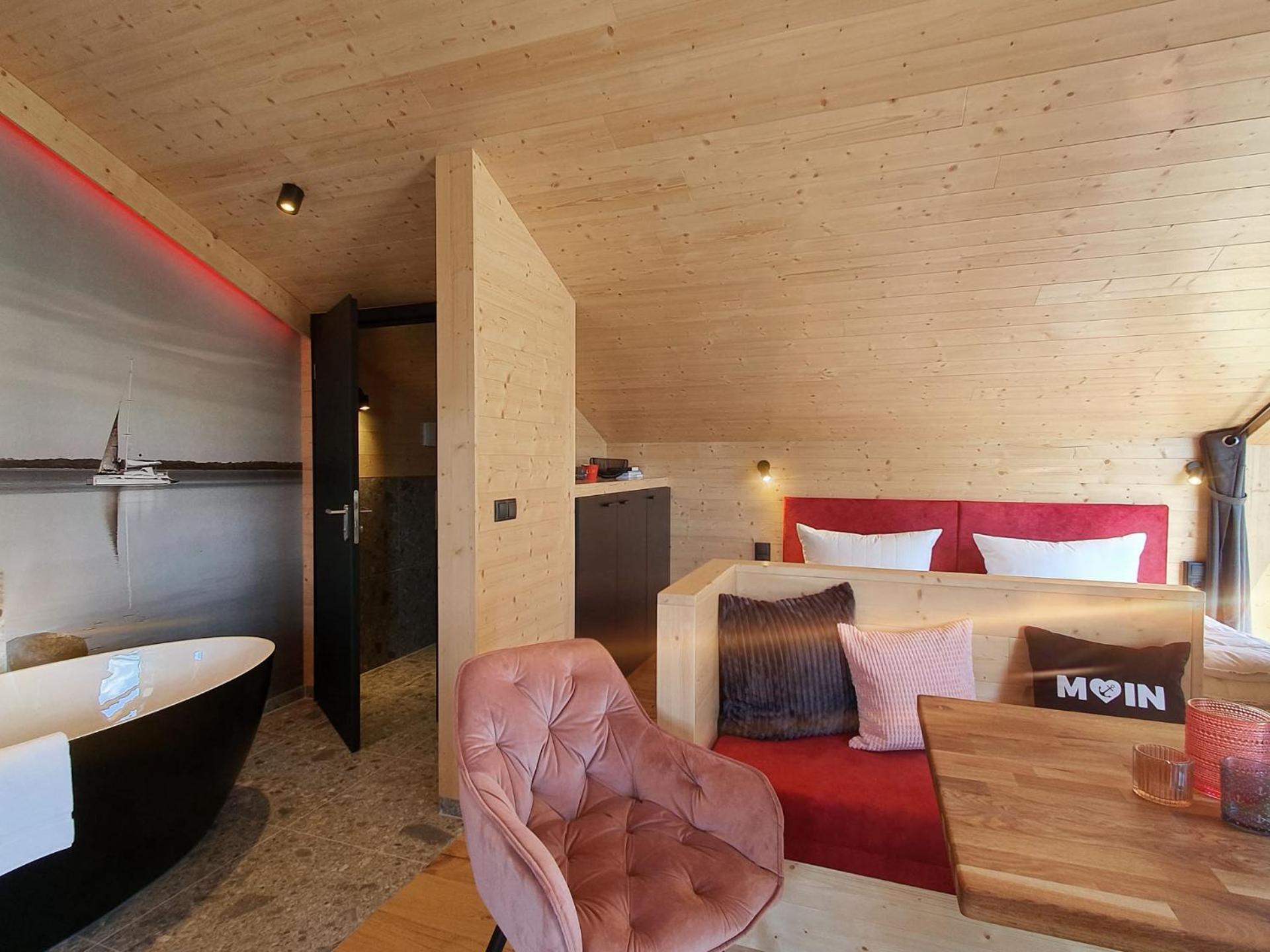 Werder Chalet -- Wolke 7 -- Ostsee-Strand 150M I Sauna I Ekamin I Tiny House Fuer 2 Personen I By "Meyers Am Meer" Boiensdorf Экстерьер фото